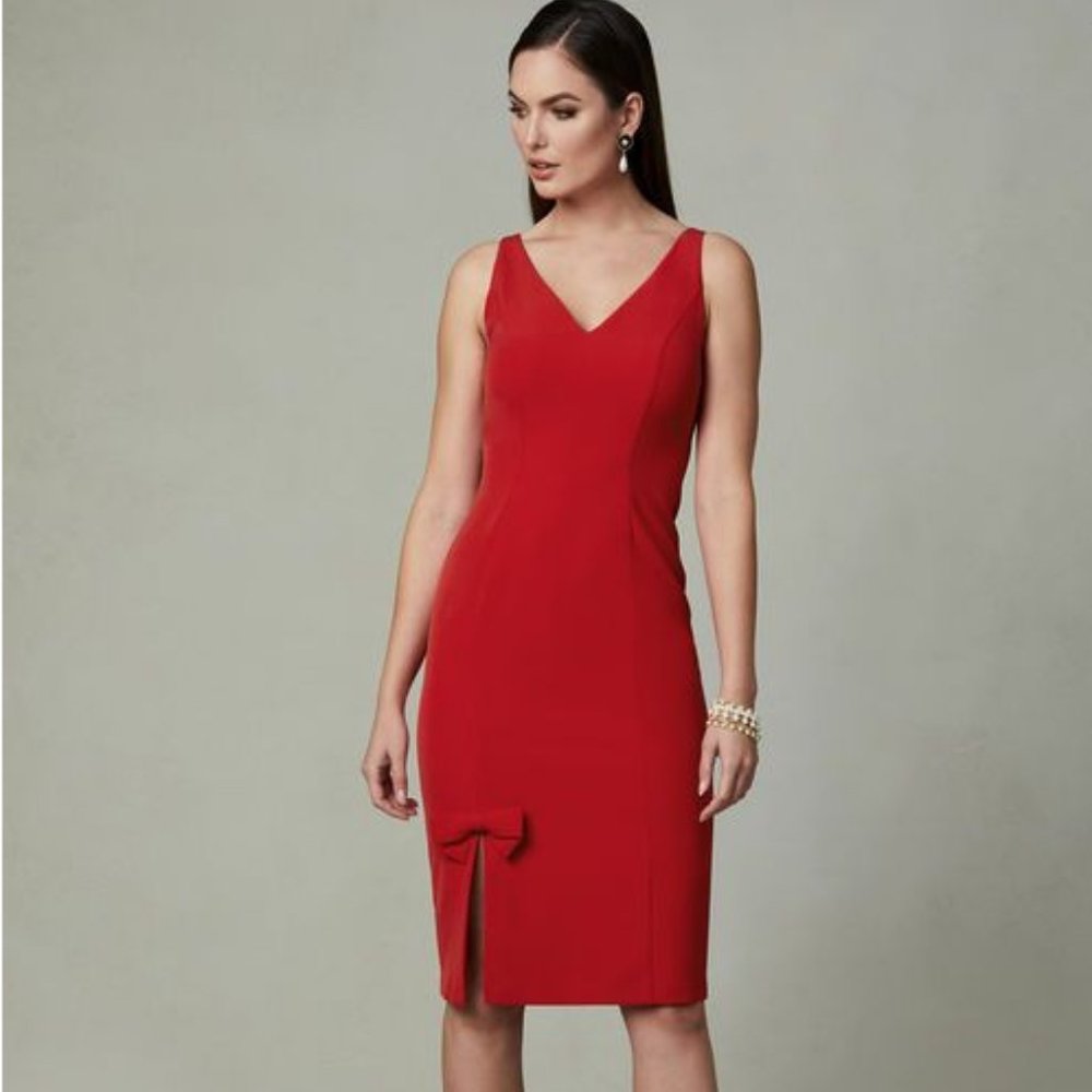 Maggy London - Sleeveless Sheath Dress